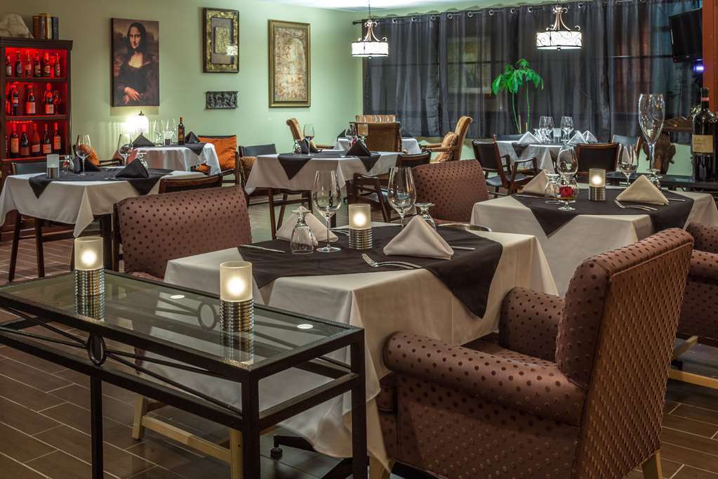 Ramada By Wyndham Timmins Hotel Restaurante foto
